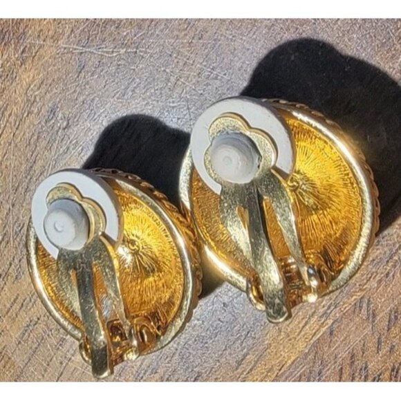 Vintage Swarovski Goldtone Clip On Crystal Earrings Cross Rope Twist Dome Swan - Picture 4 of 7